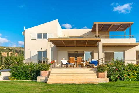 The villa during daytime