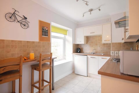 Well equipped kitchen 