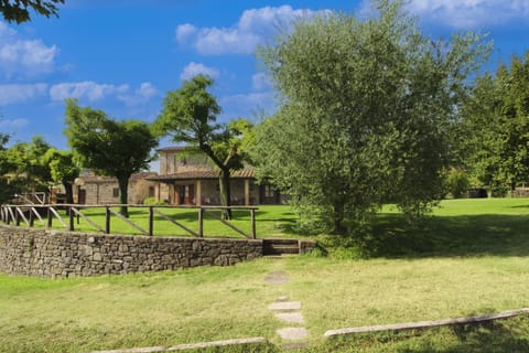 House, Shrub, Rural Area, Cottage, Estate, Village, Farmhouse, Garden, Landscaping