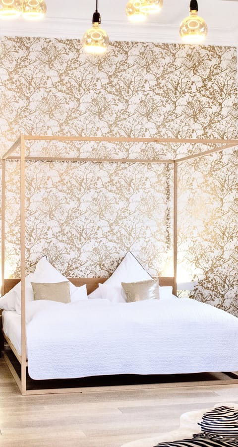 master bedroom - king size bed