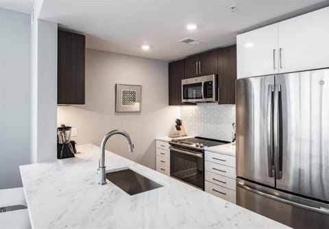 Bethesda 2 Bedroom Kitchen