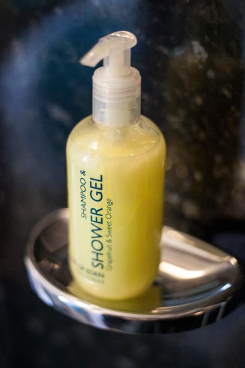 Lunch and dinner served, local cuisine