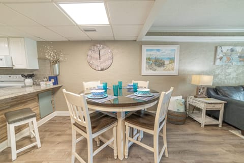 Seating at the dining room table for 4