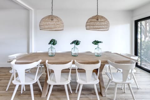 Beautiful dining table with seating for 10!