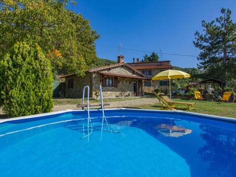 Water, Plant, Property, Swimming Pool, Sky, Chair, Azure, Tree, Shade, Body Of Water