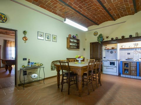 Picture Frame, Property, Table, Furniture, Chair, Interior Design, Wood, Building, Floor, Flooring