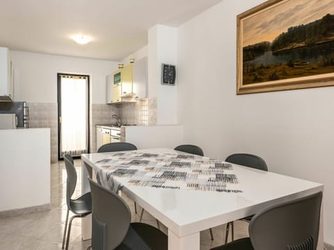 Table, Furniture, Property, Picture Frame, Chair, Lighting, Interior Design, Textile, Architecture, Rectangle