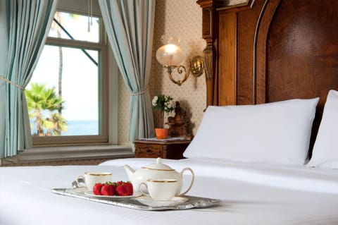 Room service - dining