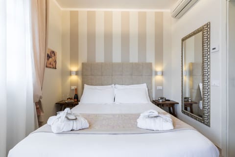 Superior Double Room, Annex Building | Memory foam beds, minibar, in-room safe, individually furnished