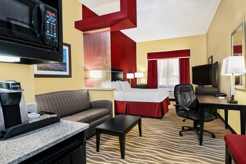 Suite, 1 King Bed | In-room safe, desk, iron/ironing board, cribs (free)