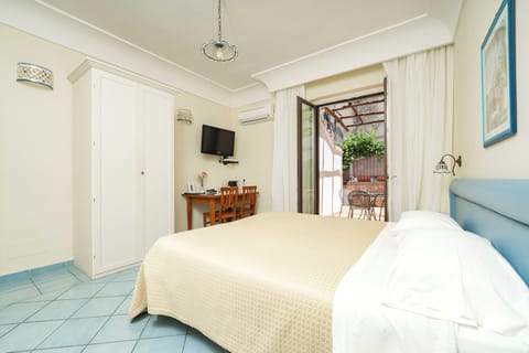 Superior Double or Twin Room, Balcony | Minibar, in-room safe, desk, cribs/infant beds