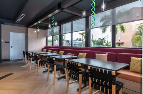 Free daily self-serve breakfast