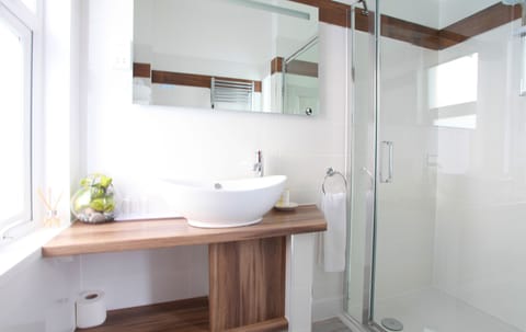 Desk, blackout drapes, iron/ironing board, free WiFi