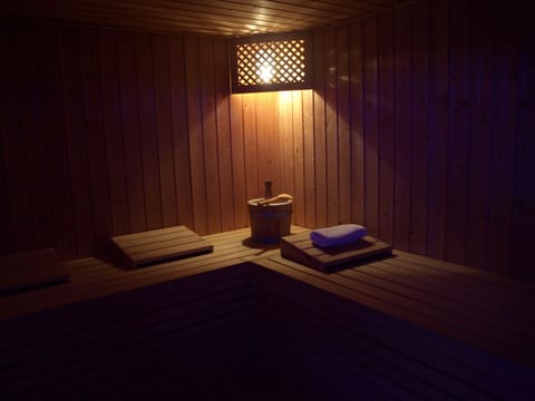 1 treatment room