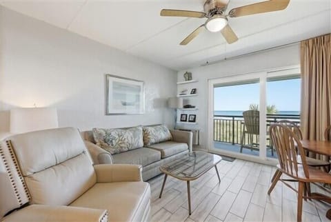 Condo 211