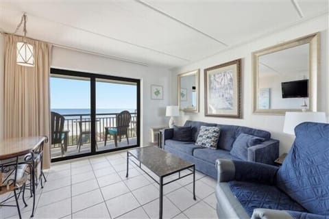 Condo 408