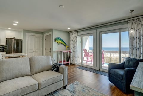 Stunning views of the ocean and beach