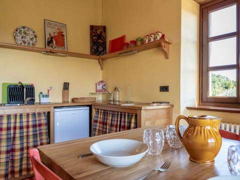 Tableware, Table, Property, Furniture, Window, Cabinetry, Dishware, Drinkware, Wood, Interior Design