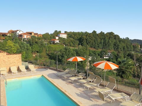 Town, Residential Area, Human Settlement, Swimming Pool, Estate, Hacienda, Villa, Resort, Resort Town, Eco Hotel