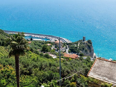 Blue, Coast, Sea, Coastal And Oceanic Landforms, Ocean, Promontory, Tourist Attraction, Shore, Tropics, Bay