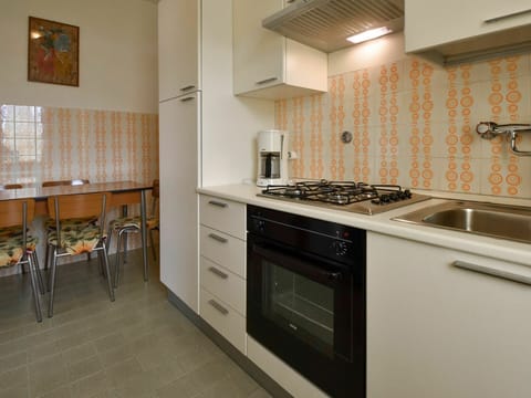 Cabinetry, Property, Countertop, Furniture, Kitchen Sink, Kitchen Stove, Sink, Kitchen, Wood, Kitchen Appliance