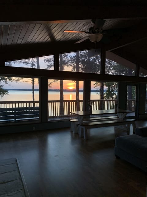 Welcome to Sunset Cove!