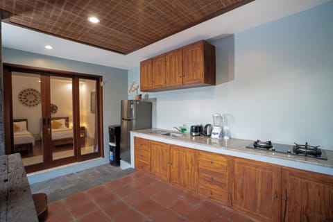 Electric kettle, eco-friendly cleaning products