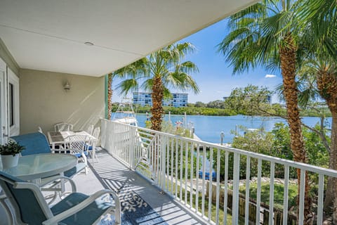 Private balcony overlooking the intracoastal
