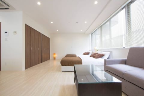 ROOM for MAX6, Non Smoking | 1 bedroom, desk, iron/ironing board, free WiFi