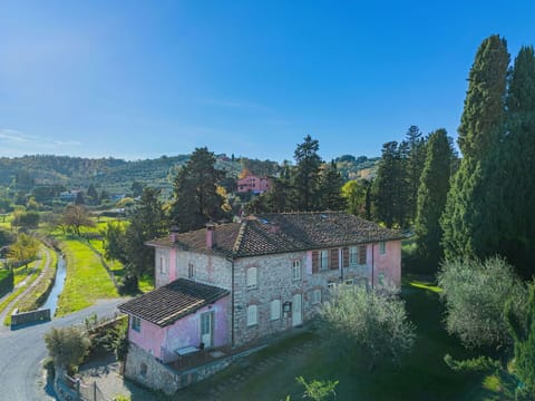 Sky, Plant, Property, Building, Window, Tree, Natural Landscape, Land Lot, Landscape, Rural Area