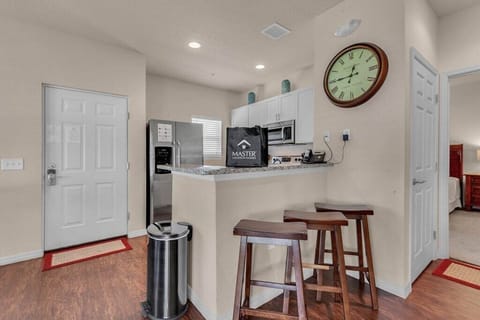 23-101 Diplomat Court (10).jpg