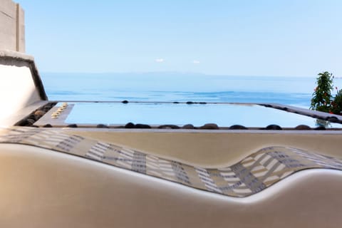 Apartment, 2 Bedrooms, Jetted Tub, Sea View | Terrace/patio