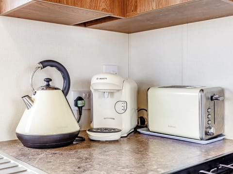 Kitchen area | Swona - Harrow Lodges John O&rsquo;Groats, Mey, near Thurso