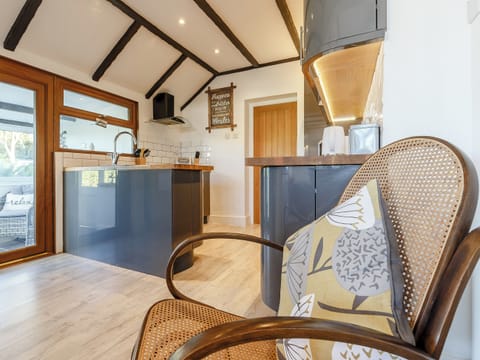 Kitchen | Serenity Sands - Blue Waters Apartments, Goodrington, near Paignton