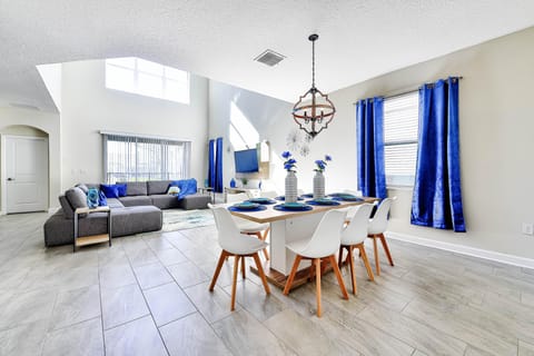 House (Champion Gate Brand New Home with Pri) | Living room | TV