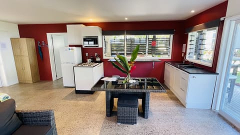 there is gas cooking, fridge freezer & all the cooking utensils pots pans etc