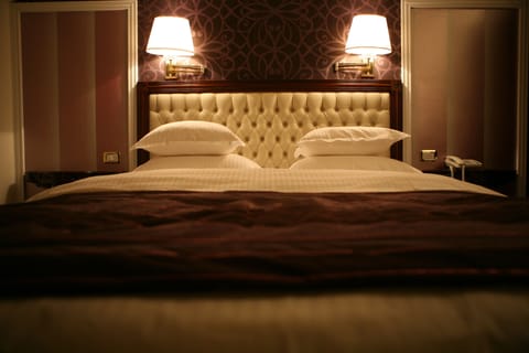 Double Room | Premium bedding, minibar, desk, laptop workspace