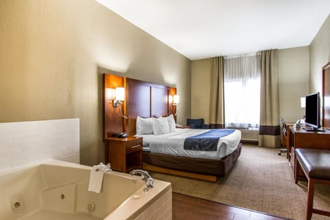 Pillowtop beds, desk, laptop workspace, blackout drapes