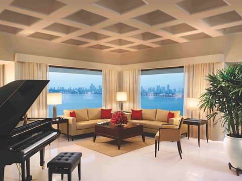 Room (Category Assigned on Arrival) | Living area | 40-inch LCD TV with digital channels, TV