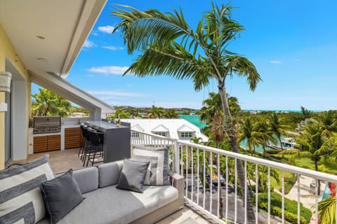 Luxury Penthouse, 2 Bedrooms, Balcony, Ocean View | Terrace/patio