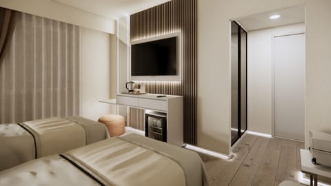 Premium bedding, minibar, in-room safe, desk