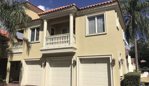 Detached Guesthouse over our 3 Car Garage
