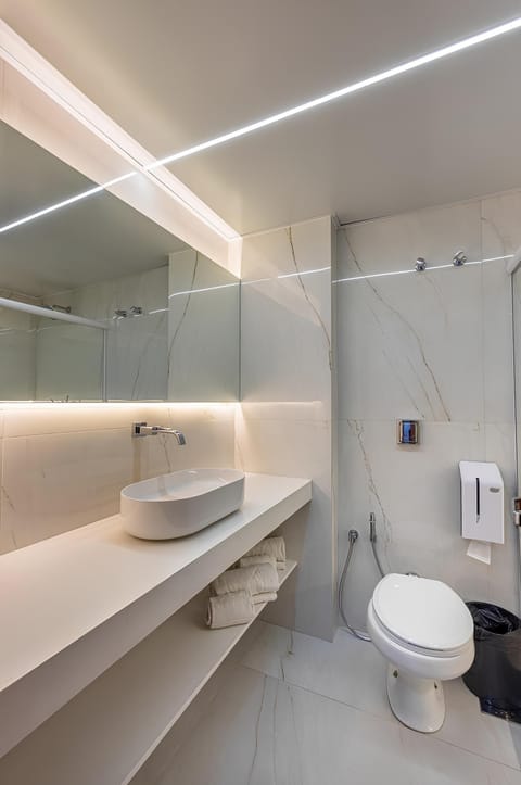 Superior Double Room, 1 Double Bed, Air conditioning | Bathroom | Free toiletries, hair dryer, towels, soap