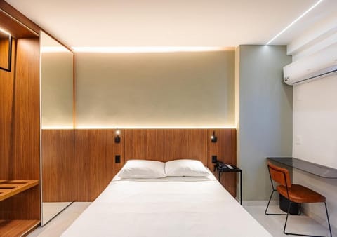 Superior Double Room, 1 Double Bed, Air conditioning | Minibar, in-room safe, laptop workspace, blackout drapes