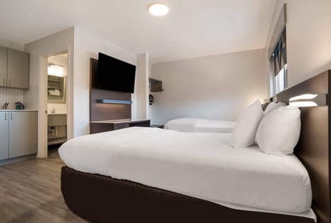 Double Room, 2 Double Beds, Non Smoking | Iron/ironing board, rollaway beds, free WiFi, bed sheets