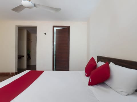 Standard Room | WiFi (free), bed sheets