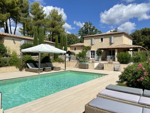 House, annexe and large pool terrace