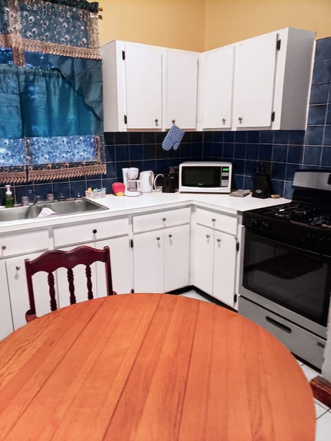 Cook up a delicious meal for the group in the spacious, well-equipped kitchen