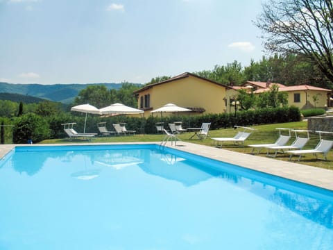 Water, Sky, Cloud, Plant, Swimming Pool, Azure, Tree, Shade, Outdoor Furniture, Building