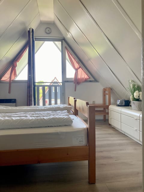 Bungalow, 2 Bedrooms, Terrace, Garden View | 2 bedrooms, bed sheets